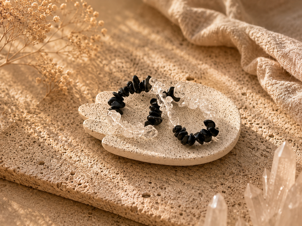 Hand – Schmuck- & Kristallhalter