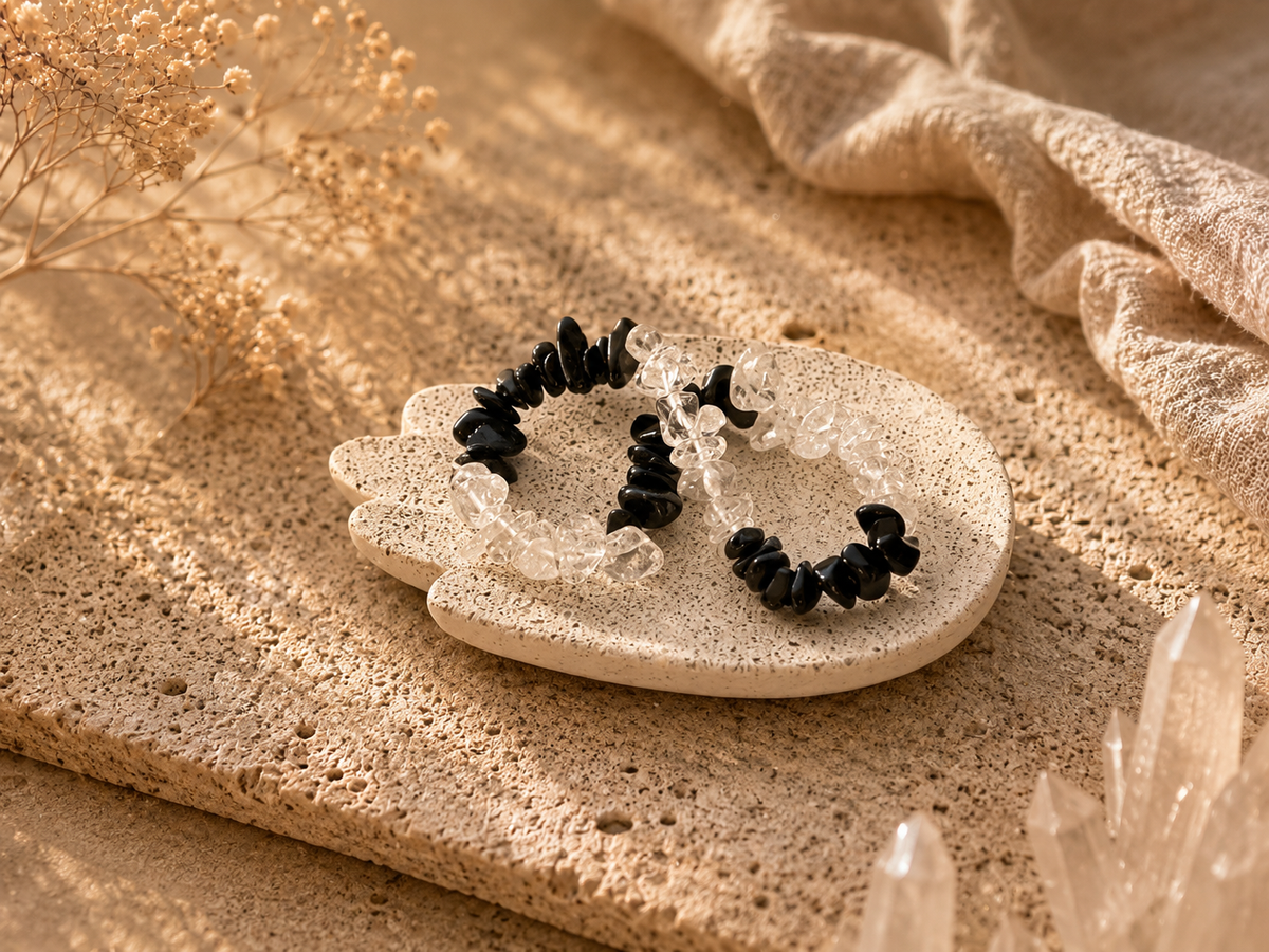 Hand – Schmuck- & Kristallhalter