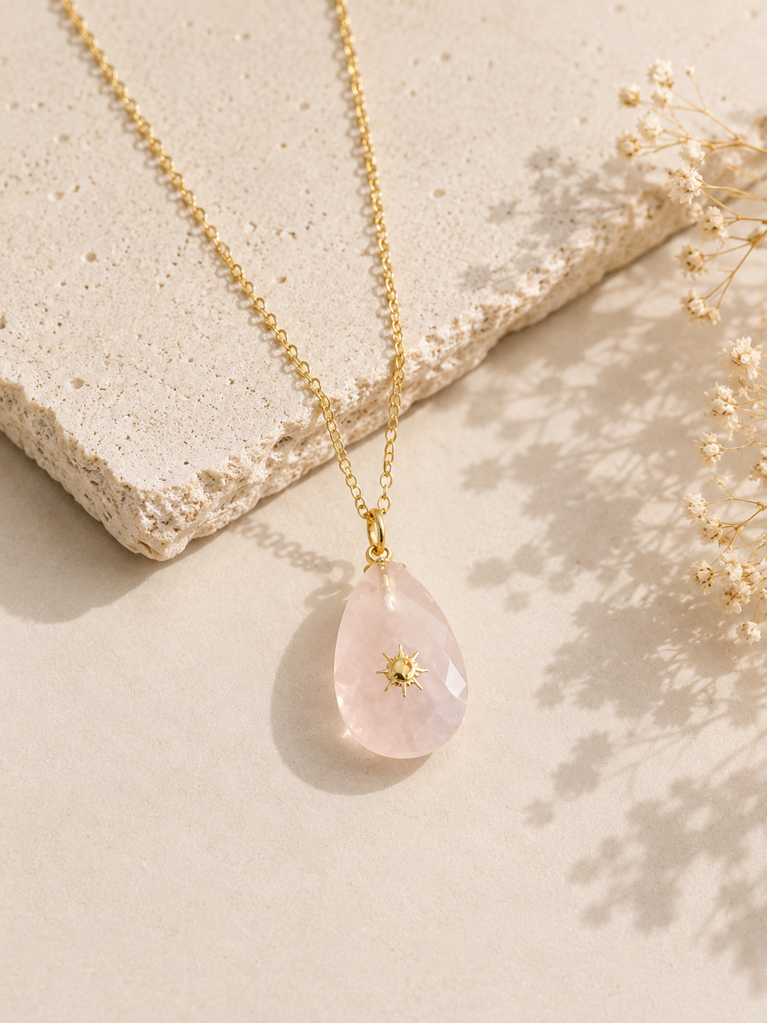 SÓ ROSA – Rosenquarz Sonnenkette